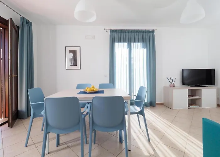 Feriehus 2 Bedroom Front In *