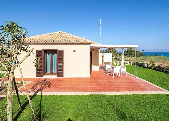 2 Bedroom Front In Feriehus